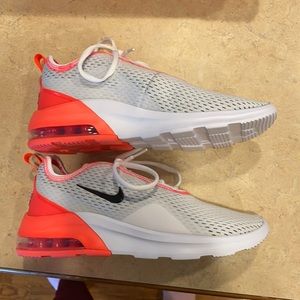 Nike Air Max Motion 2. White/ Black/ Flash Crimson size 7.5. Like new. Alt. Box.